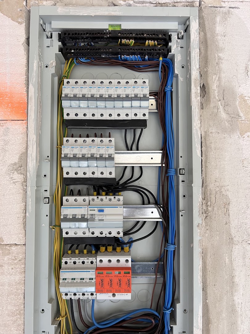 Usługi Elektryczne Aleksander Maćkowiak — Zdjęcia 3